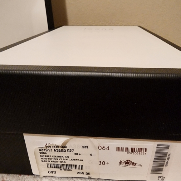 Gucci Women's White Sneakers with Embroidery Floral Design - Picture 8 of 9